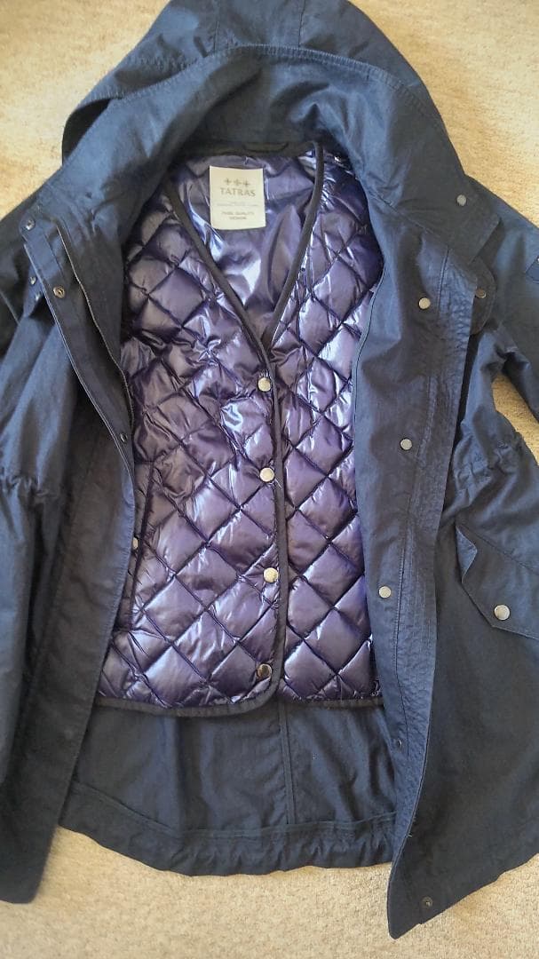 タトラス春コートサイズ3　インナーダウンベスト付き