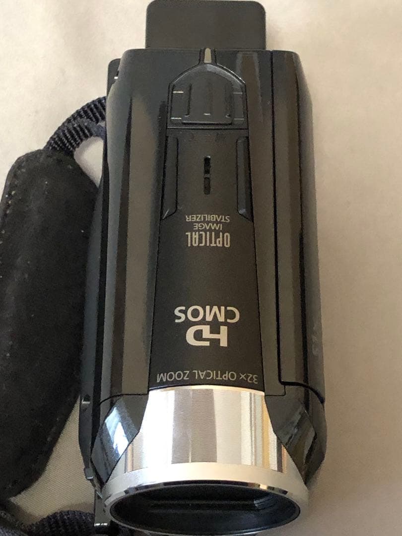 ビデオカメラ　キャノン　HF R32