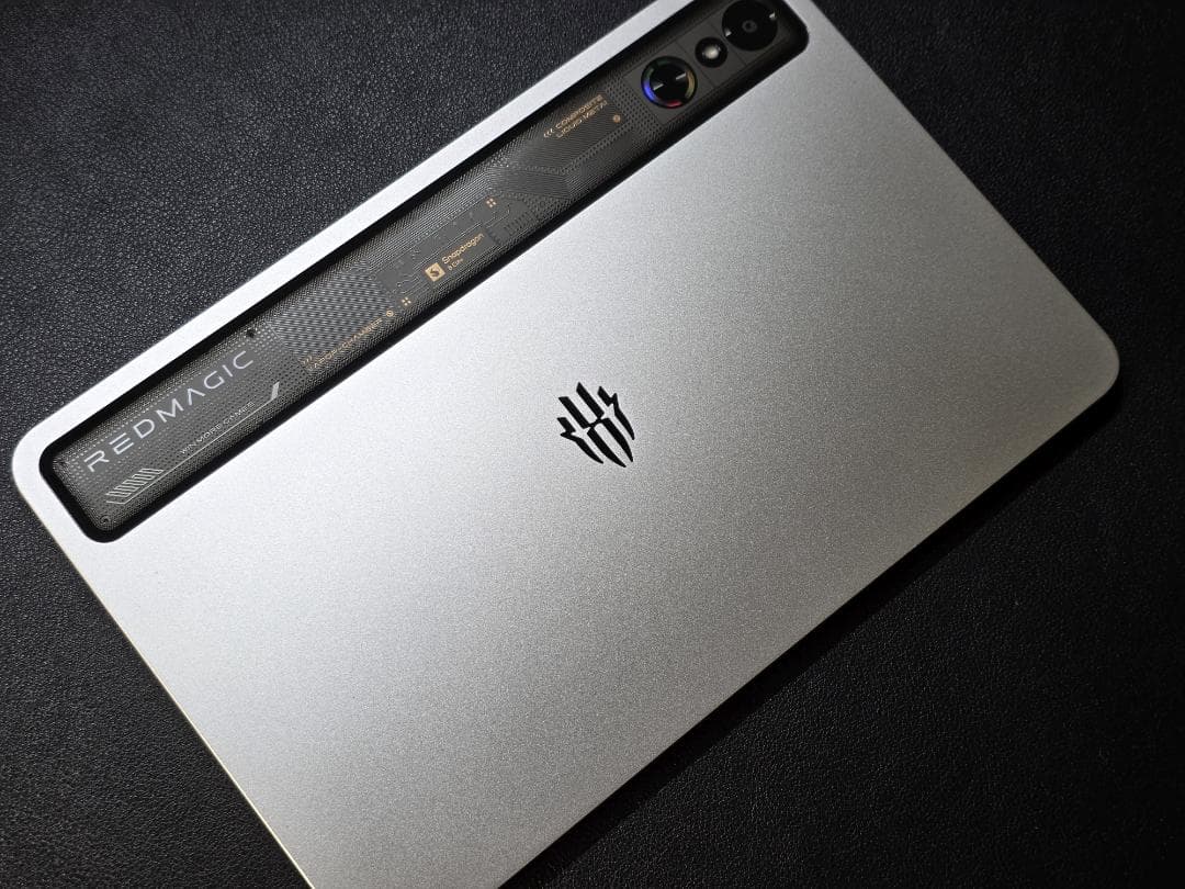 REDMAGIC Astra （12GB / 512GB) グローバル版