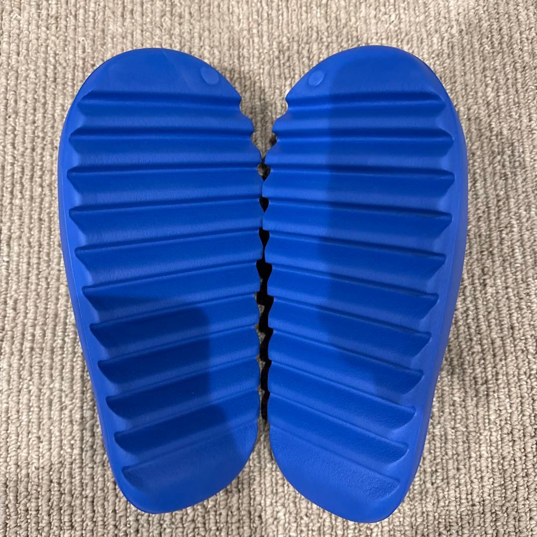 yeezy slide adidas サンダル青 イージースライド