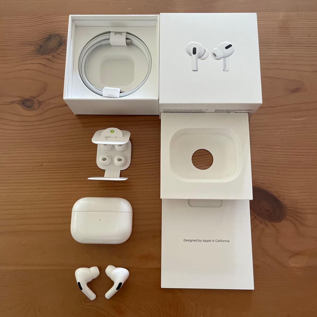 AirPods Pro 本体 充電ケース付き　Apple公式購入