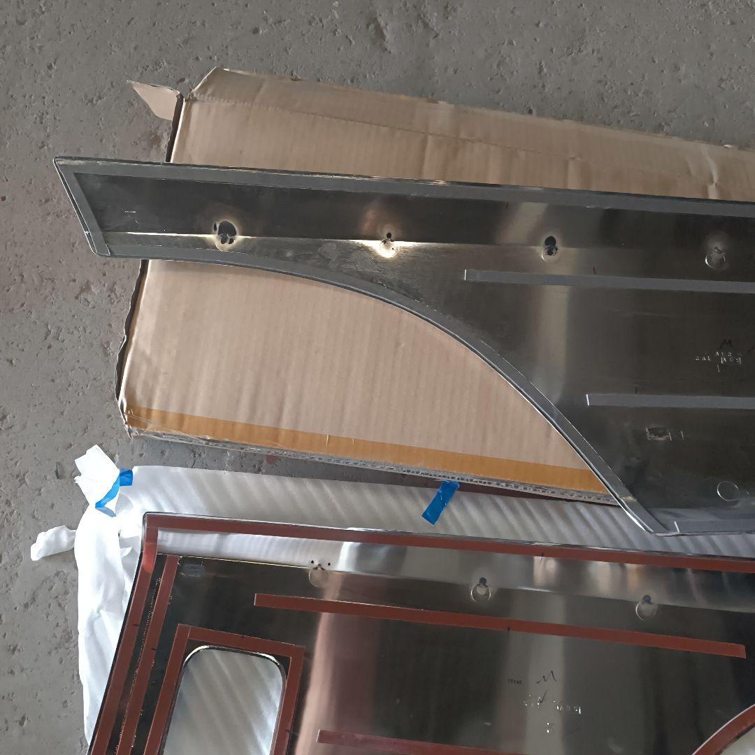 スーパーグレート　ドアガーニッシュ純正 左右セット