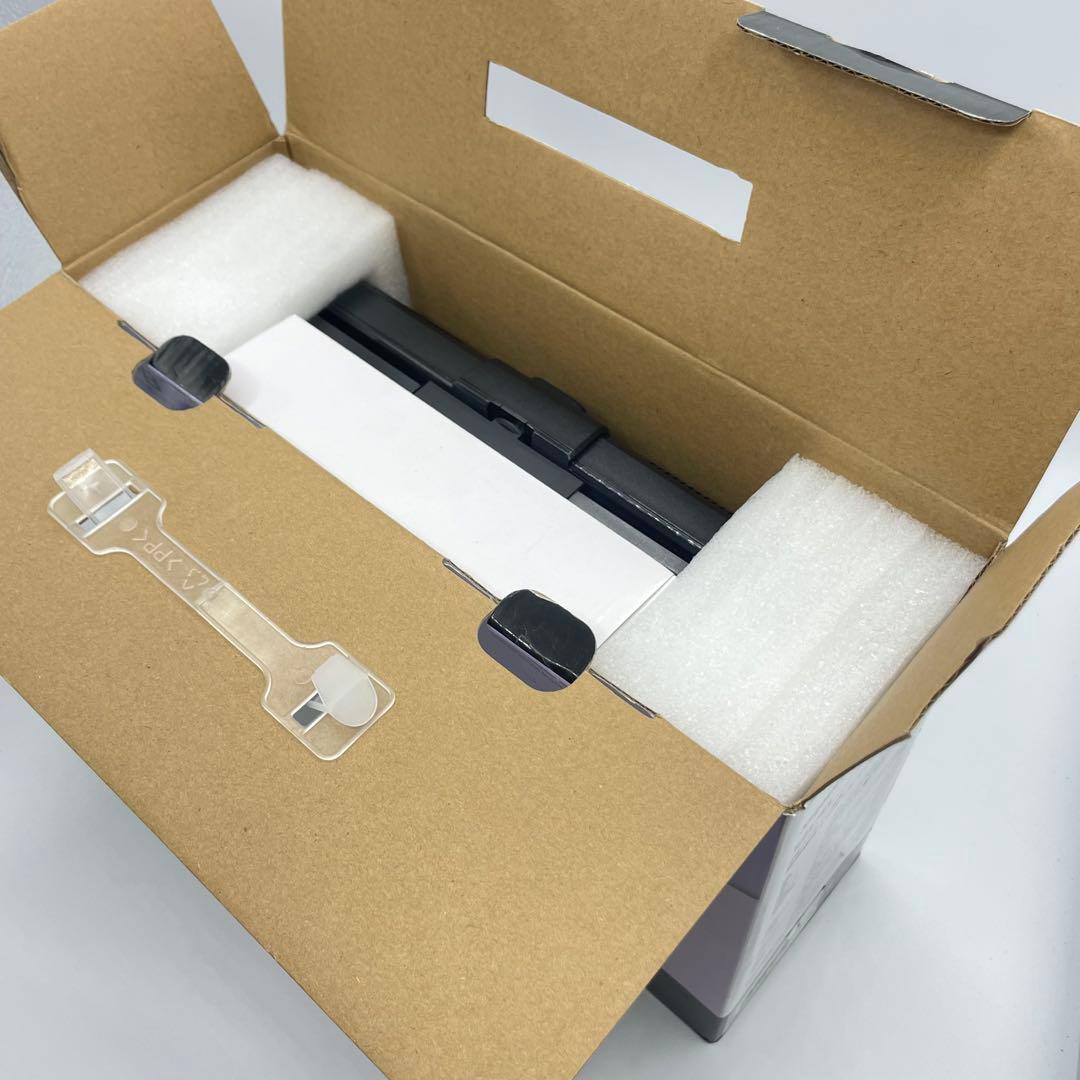 superbe ポータブルブルーレイディスクプレーヤー 12PB