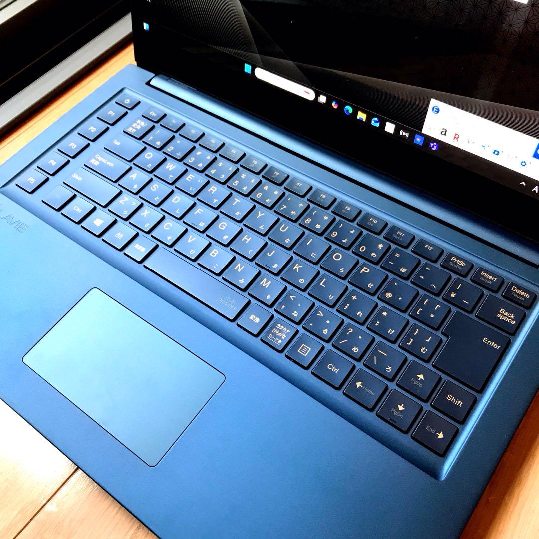 美品LaVieVEGA LV750/R【有機ELUltraHD4Kディスプレイ】