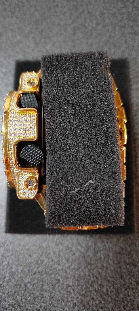 shotG-SHOCK カスタム ジルコニアGA110GB ゴールド腕時計