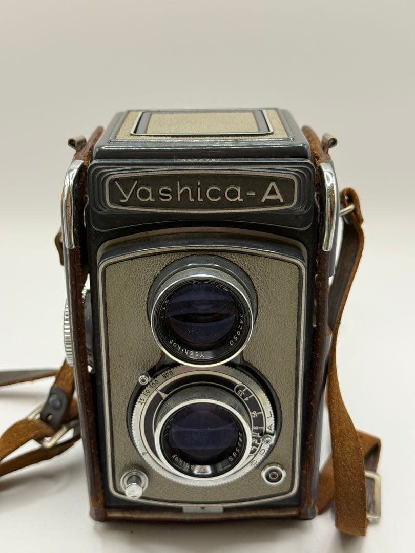 Yashica-A 二眼レフカメラ