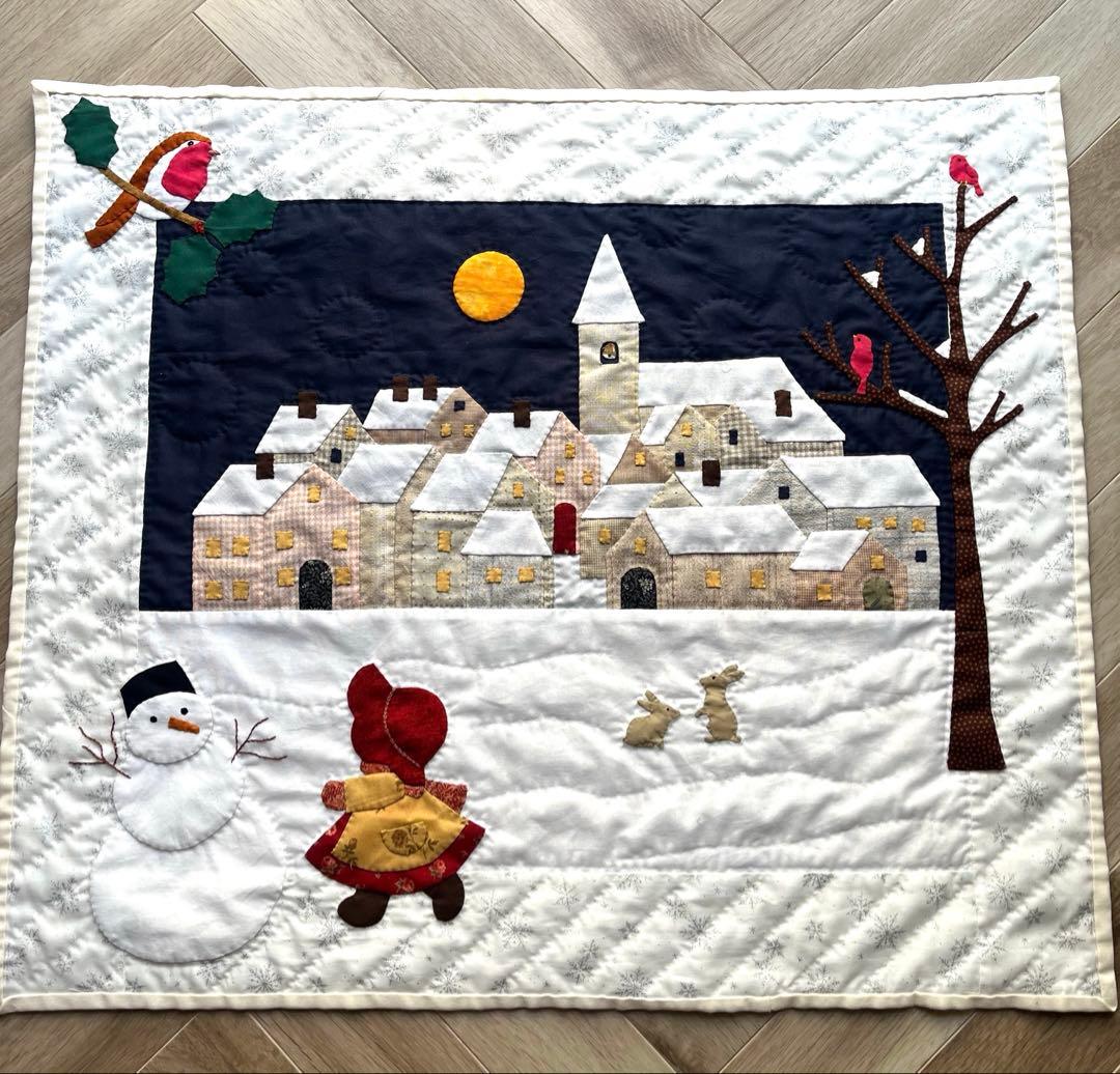 パッチワークタペストリー　冬のキルト