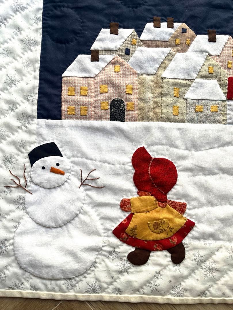 パッチワークタペストリー　冬のキルト