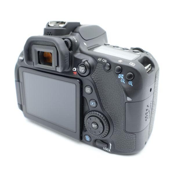 ショット数2,798！元箱付き！■ほぼ新品■ CANON EOS 80D
