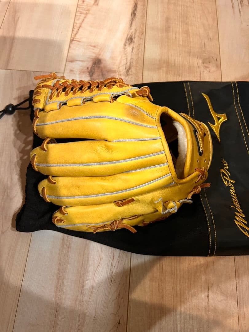 ミズノプロ　軟式　内野手　サイズ9　イエロー 収納袋付き