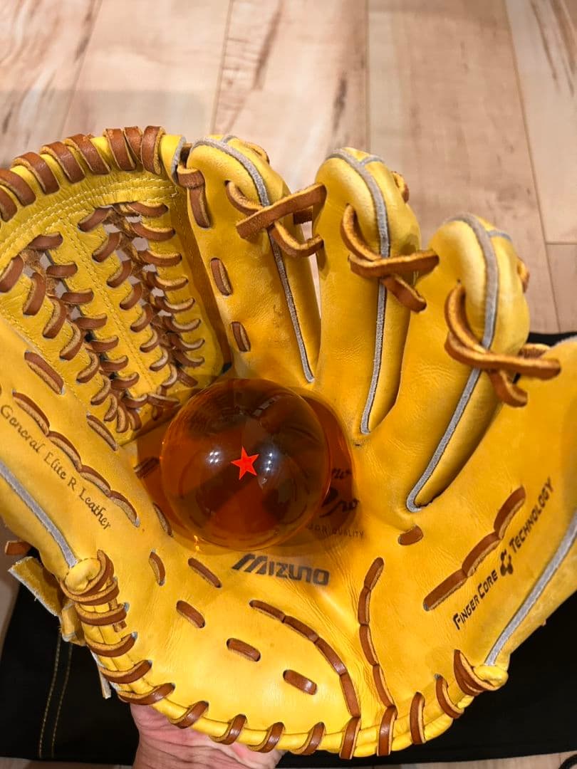 ミズノプロ　軟式　内野手　サイズ9　イエロー 収納袋付き