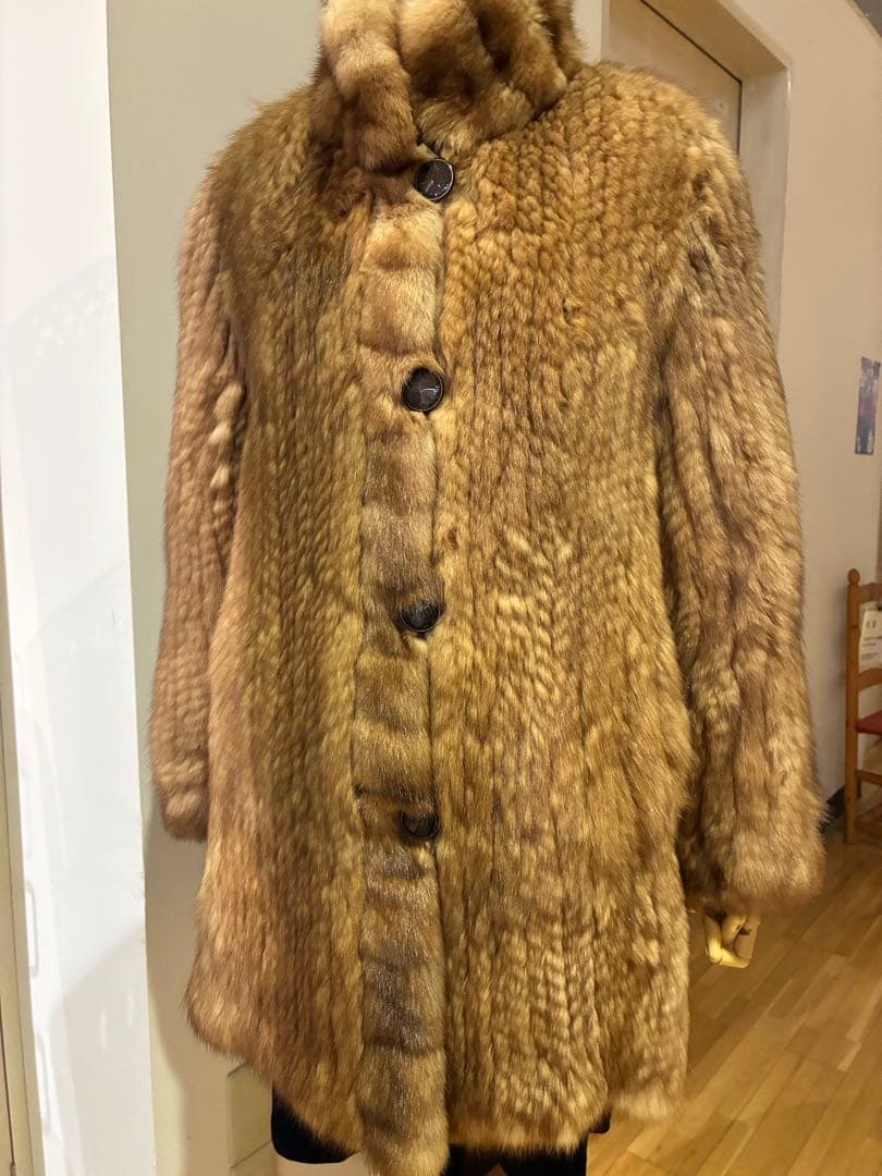 新春　プライス❣️ ゴールデン　セーブル　リバーシブル　ファーコート