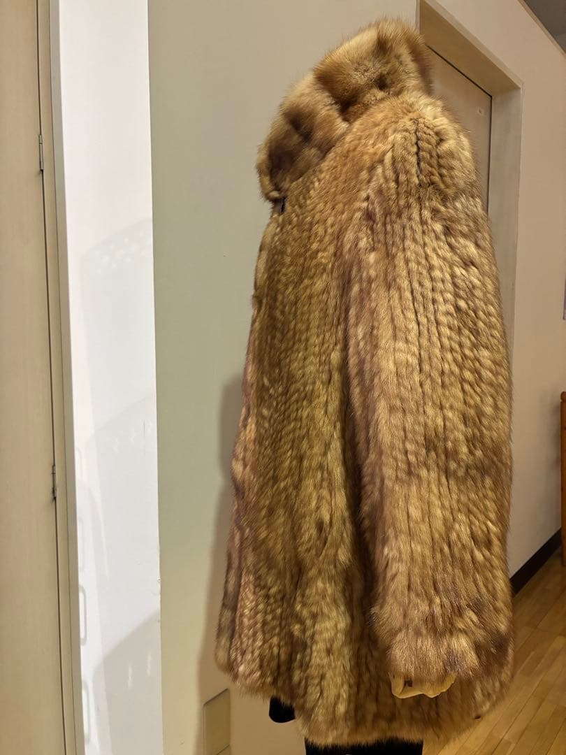 新春　プライス❣️ ゴールデン　セーブル　リバーシブル　ファーコート