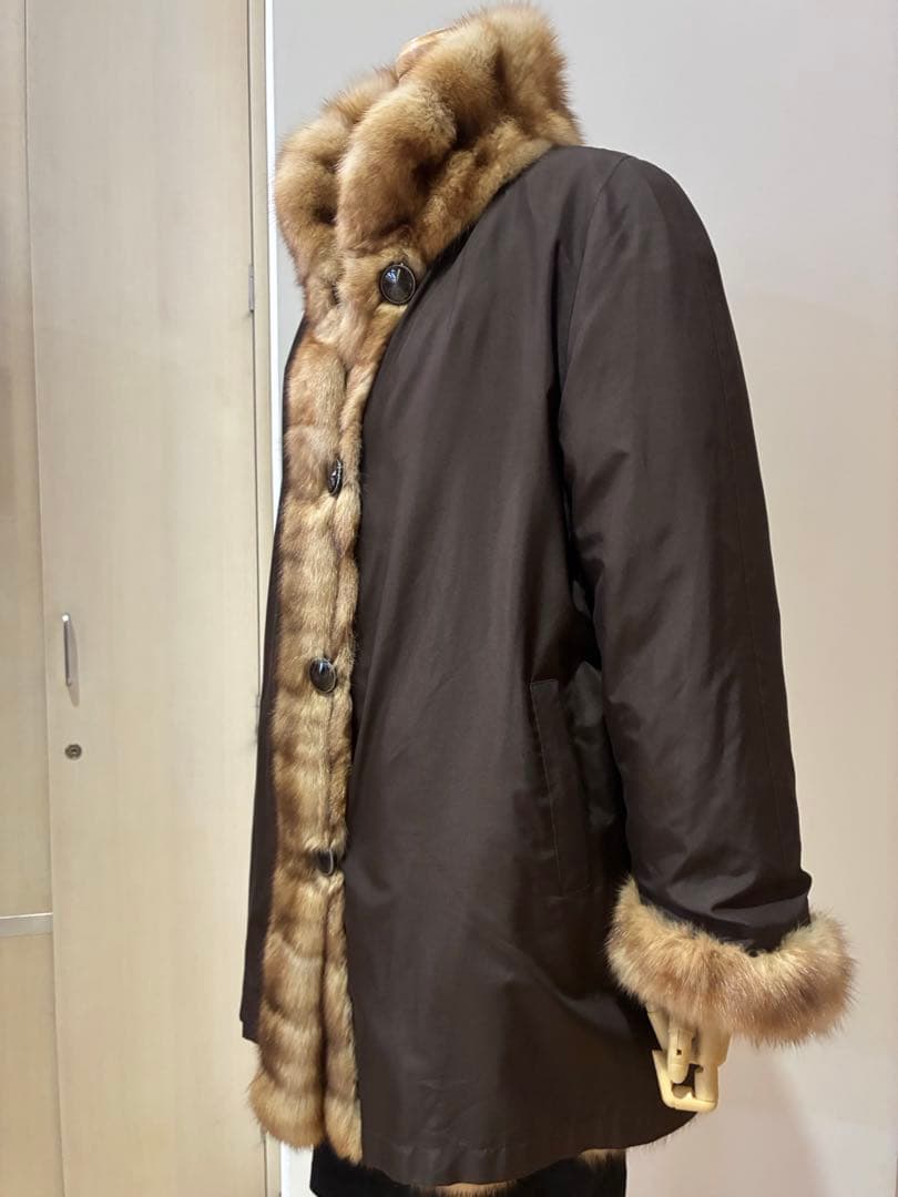 新春　プライス❣️ ゴールデン　セーブル　リバーシブル　ファーコート