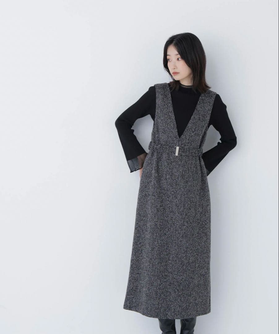 【値下げ】現行品　ベルト付Vネックジャンスカ　ナチュラルビューティーベーシック