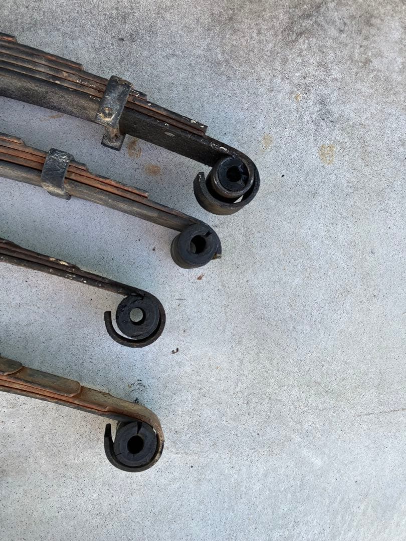 純正リーフサスペンション、ランクル４０用