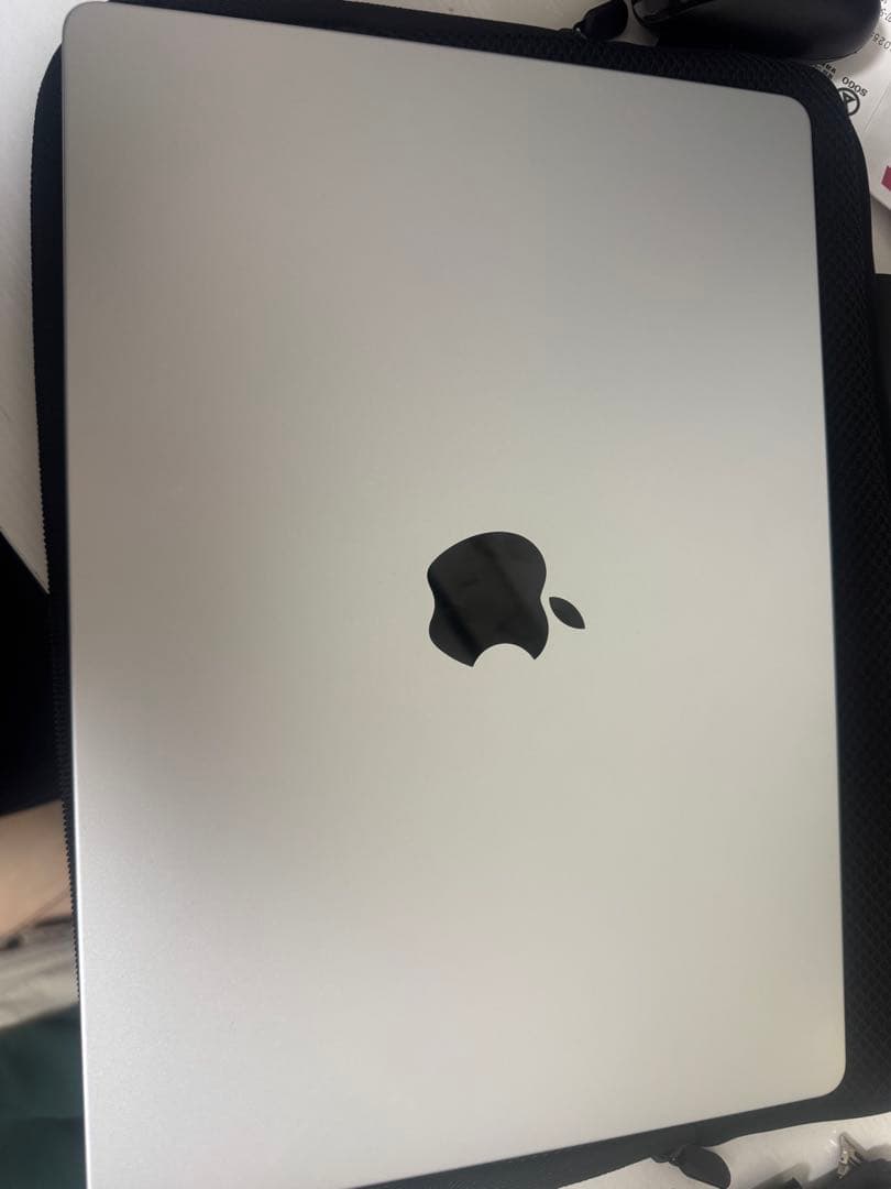 Apple MacBook Pro 14インチ M5 512GB 16GBメモリ