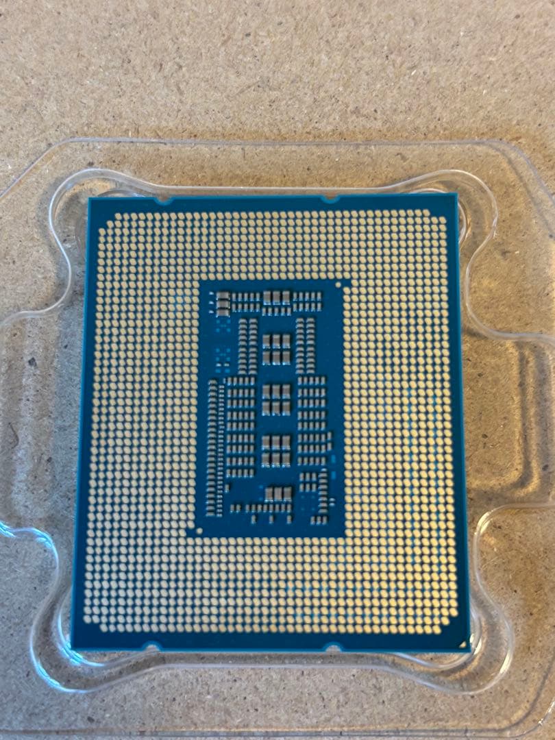Intel Core i7-13700KF ゲーミング使用 本体のみ
