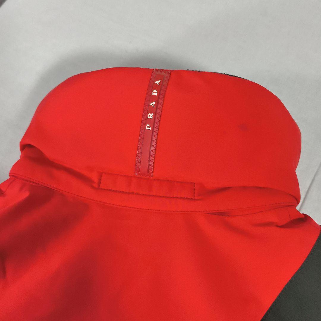 プラダ　スキージャケット　GORE-TEX　超暖か　脇にベンチレーション