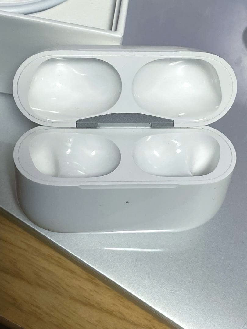 付属品未使用 AirPods Pro (第2世代) lightningモデル