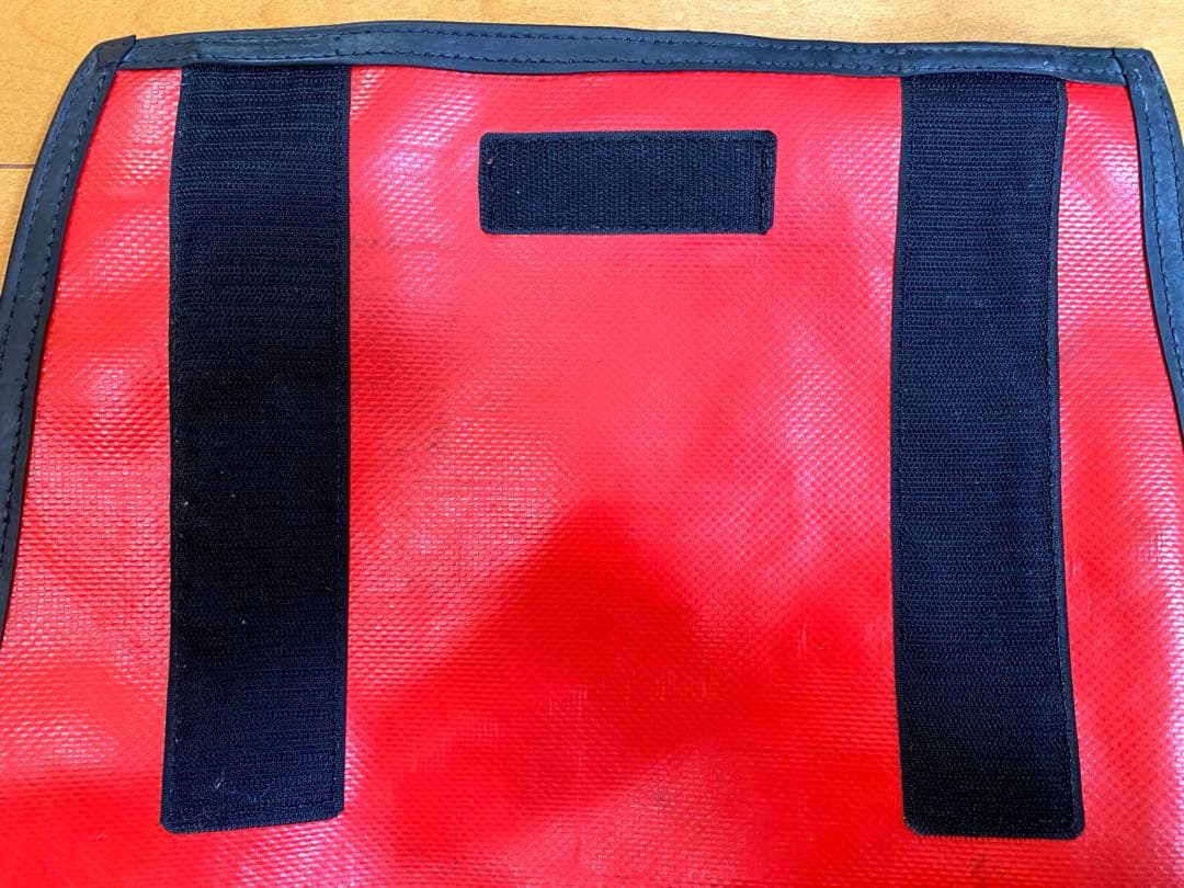 FREITAG ショルダーバッグ 赤　フライターグ