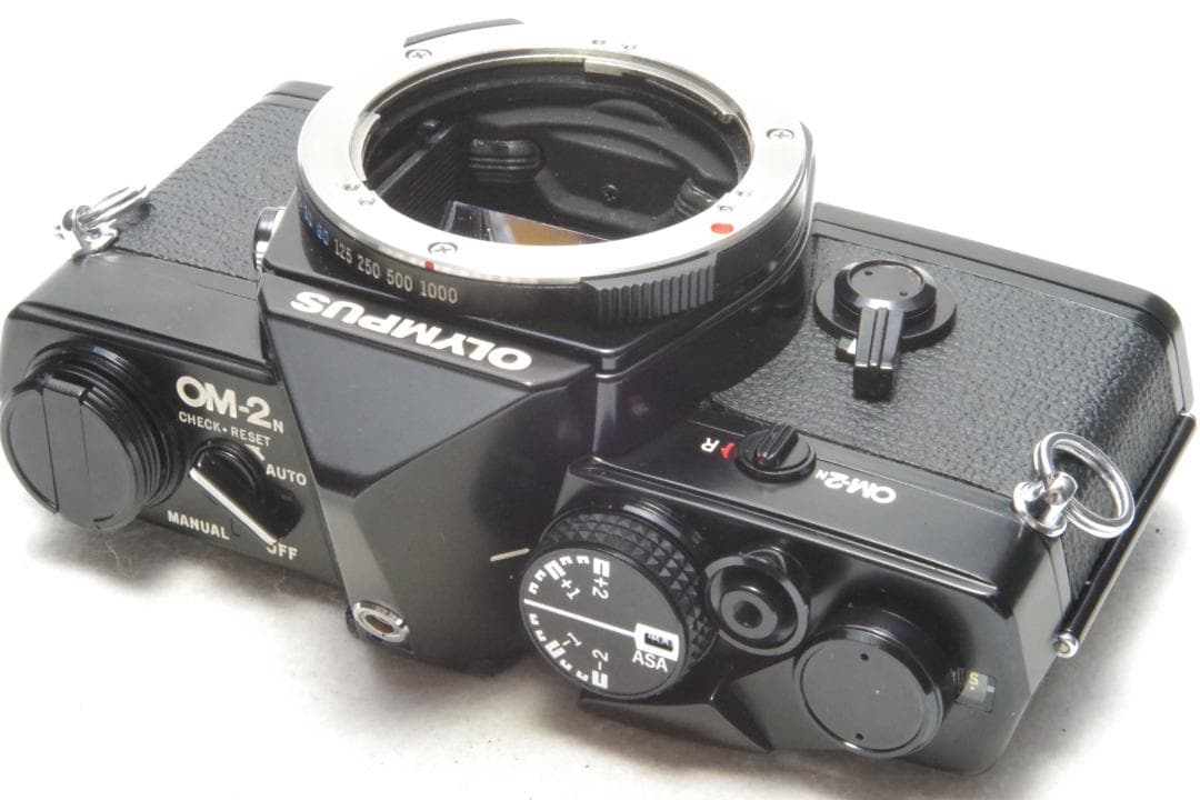OLYMPUS OM-2N ブラック 35mm フィルム 一眼レフ 訳有 美品+