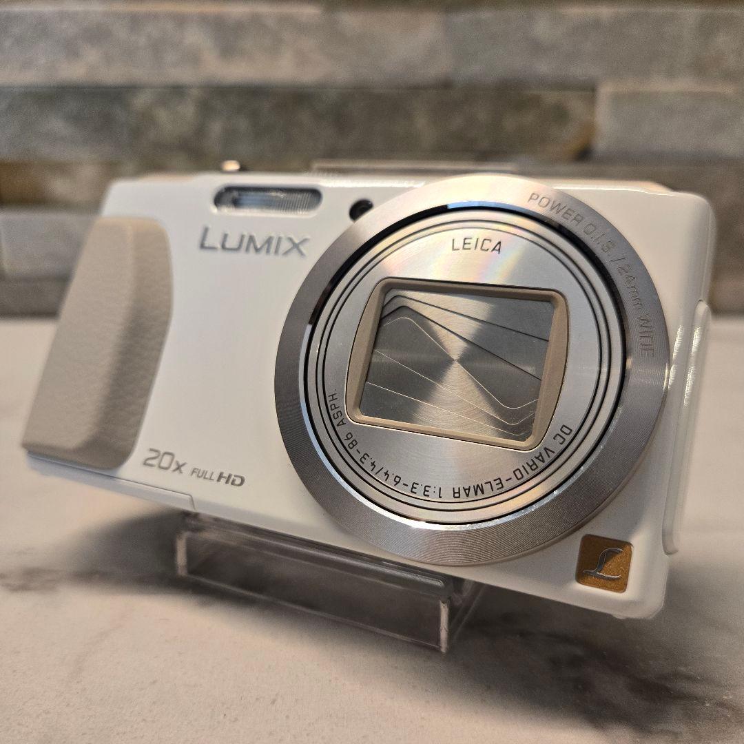 美品　パナソニック LUMIX DMC-TZ40　デジカメ　ルミックス　白