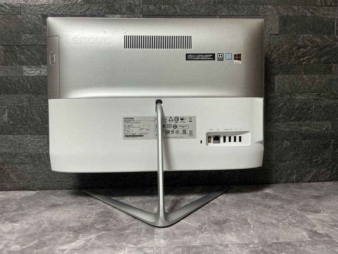 LENOVO 一体型パソコン 第７世代 新品SSD フルハイビジョン液晶