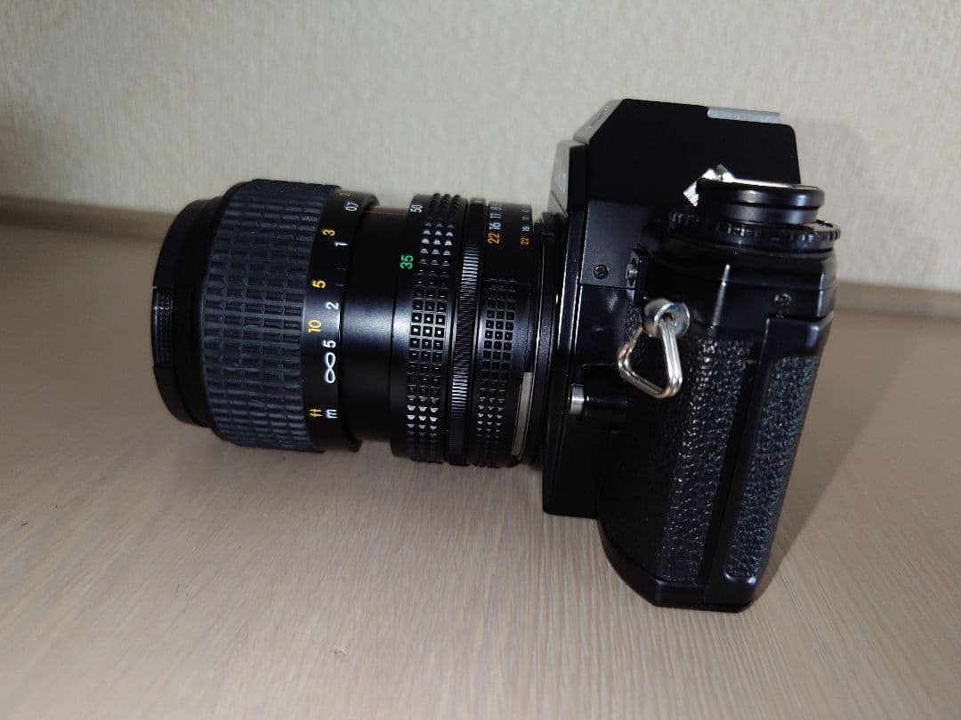 断*ん様 Nikon EM 一眼レフカメラ Nikkorレンズ付き