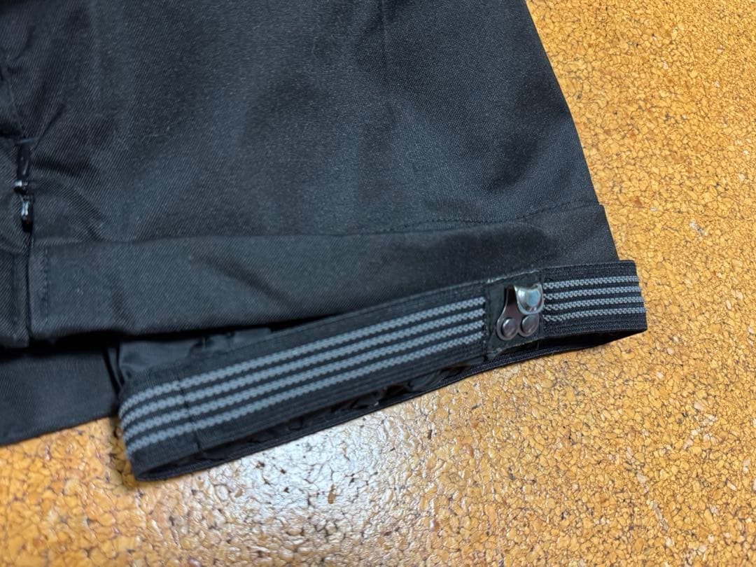 scape スノーボード　パンツ　Mサイズ