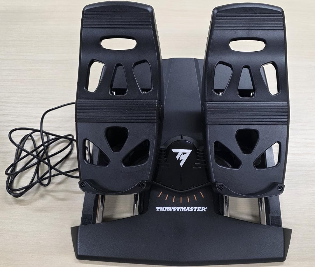 PC用ゲームコントローラー・コンバーター Thrustmaster TCA AirbusEdition + Rudder