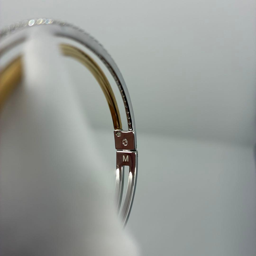 スワロフスキーSwarovski Hyperbola バングルラウンドカット M