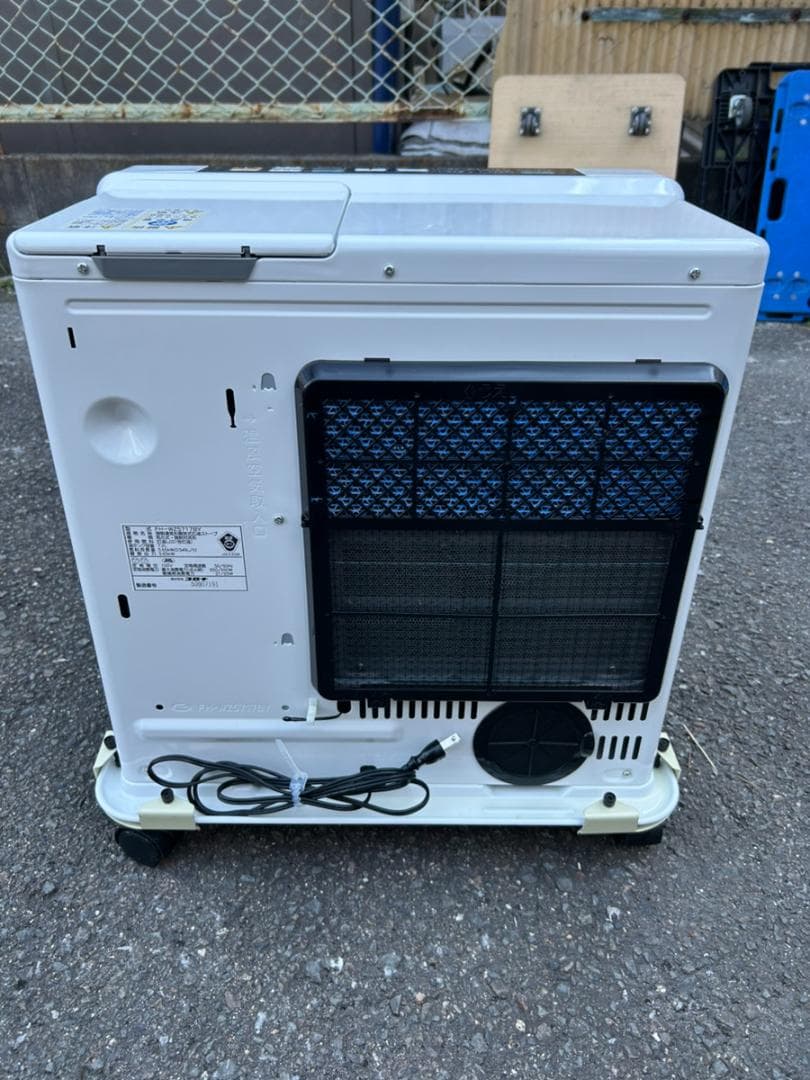 【訳あり】 コロナ 石油ストーブ FH-WZ5717BY 2017年製
