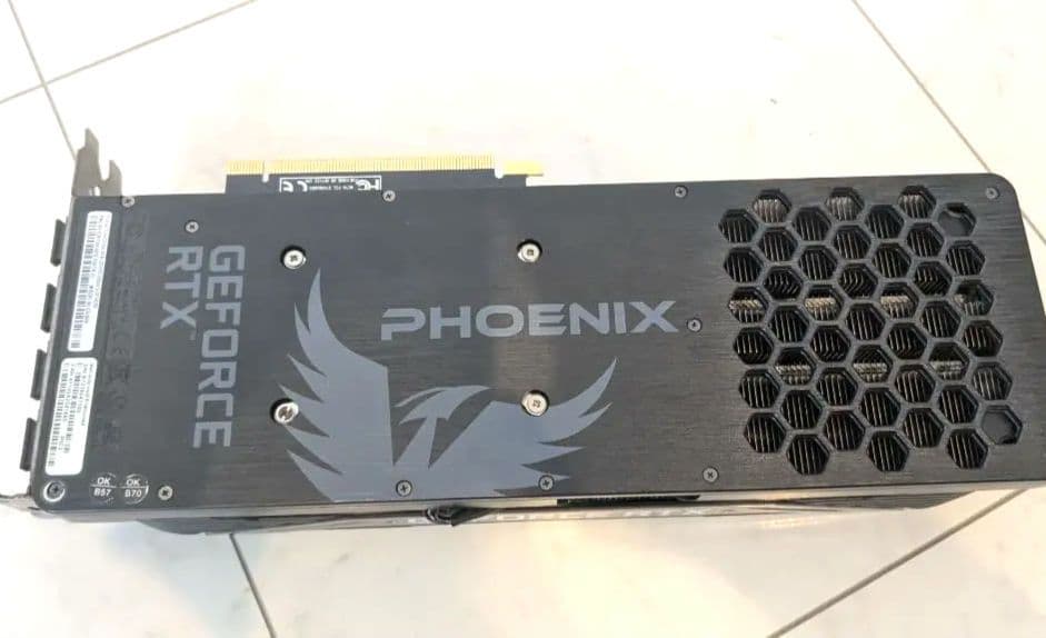NVIDIA RTX3070 GPU グラボ サーマルパッド新品 ステー付属