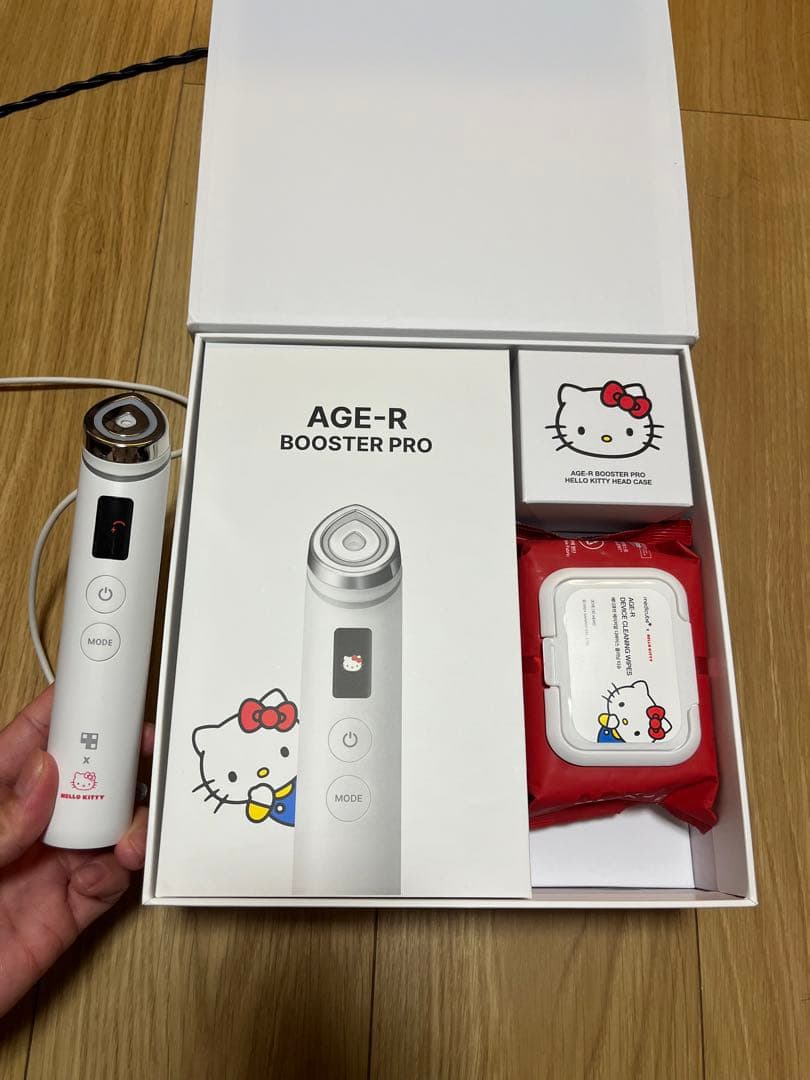 AGE-R BOOSTER PRO 美顔器 ハローキティデザイン