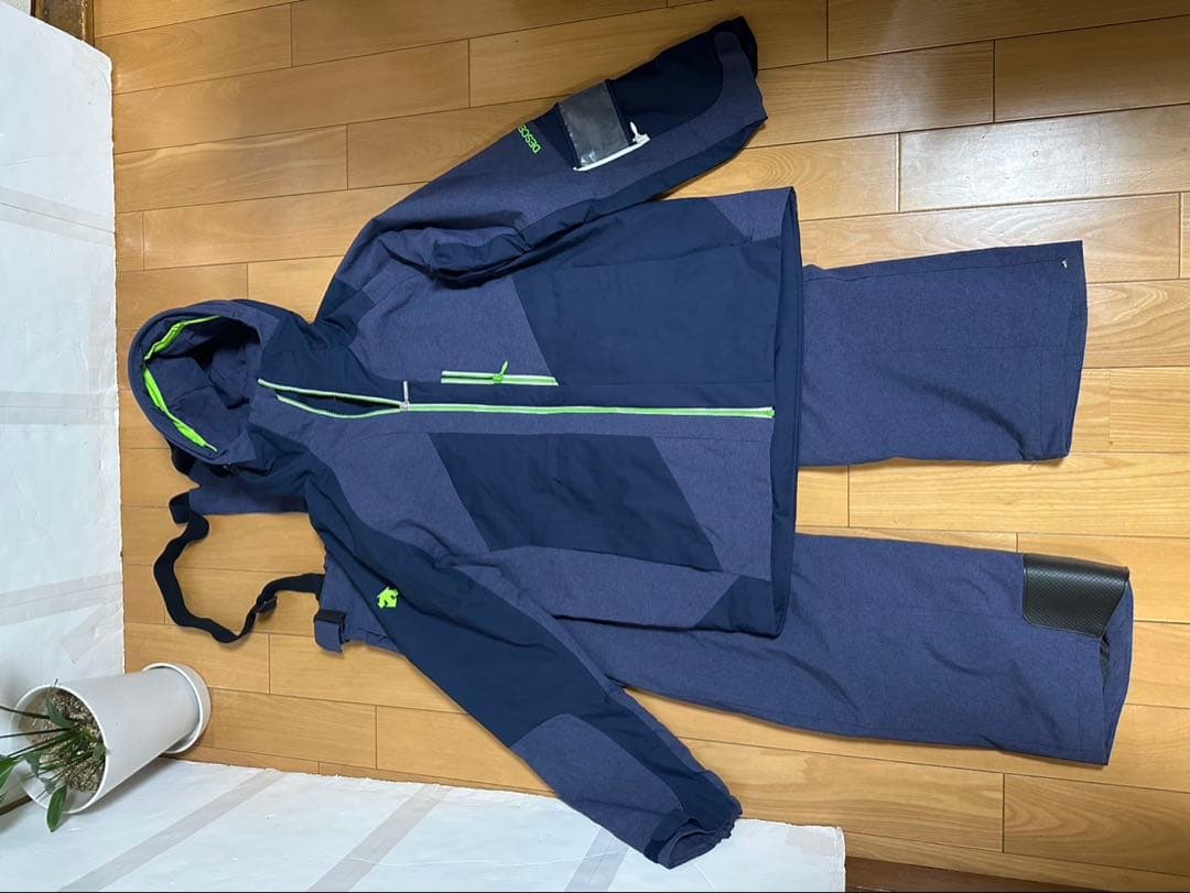 デサント　スキーウェア　上下セットXOサイズ