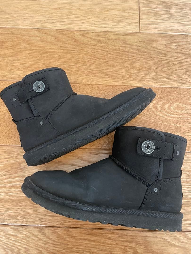 展示品　未使用　UGGブーツ（Beni 25cm）箱付き