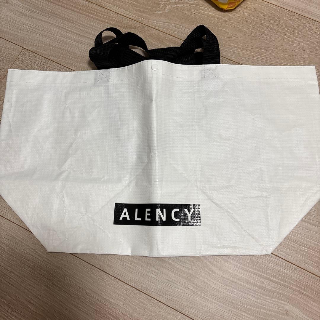 最終値下げ！ノベルティ付き　ALENCY ラメニットビキニ