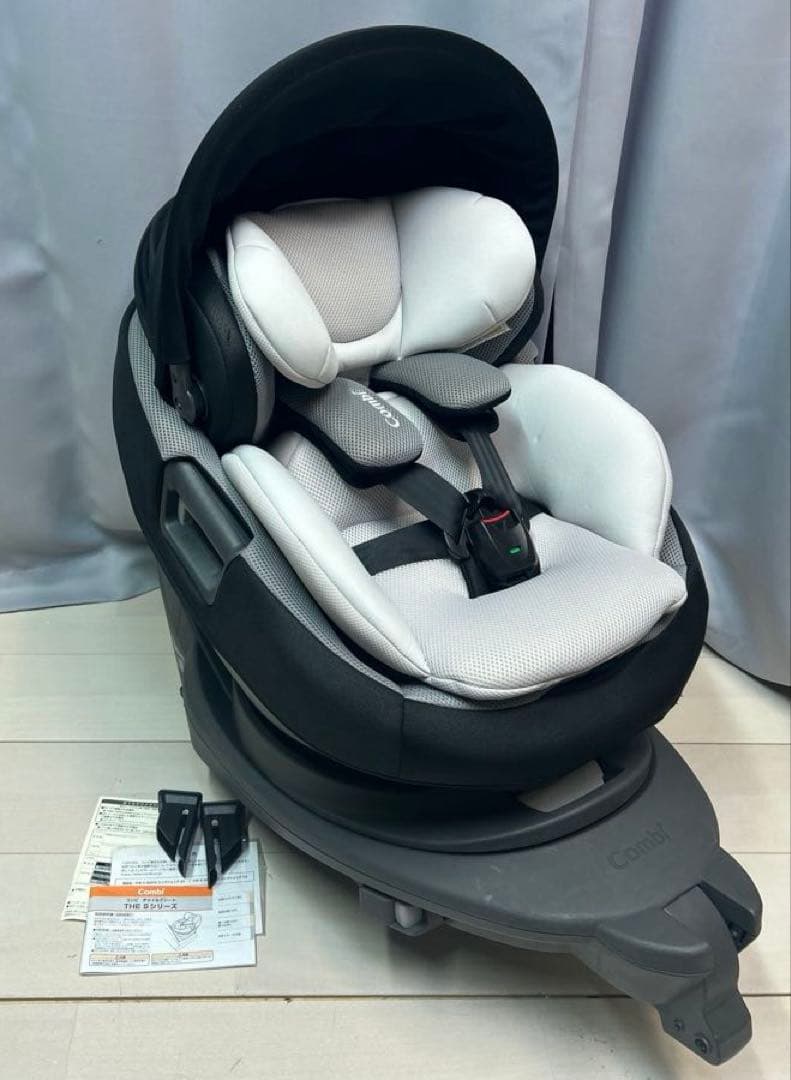 Combi コンビ THE S ISOFIX ZA-670　チャイルドシート