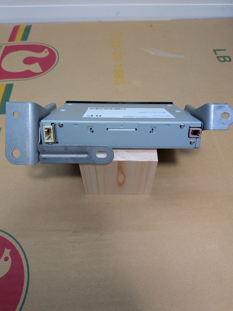 トヨタ 純正CD/DVDデッキ