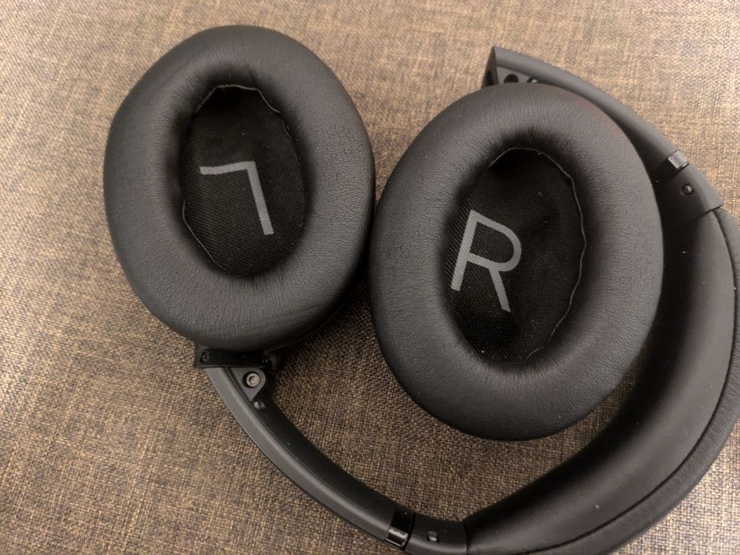 Bose QC45　ワイヤレスヘッドホン 専用ケース付き