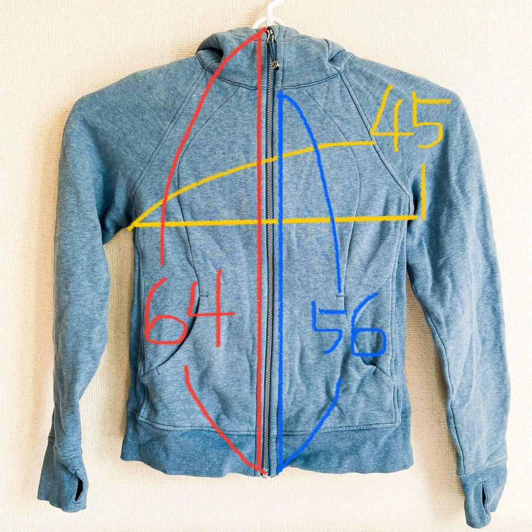 lululemonスクーバフルジップフーディー（フード付きパーカー水色）