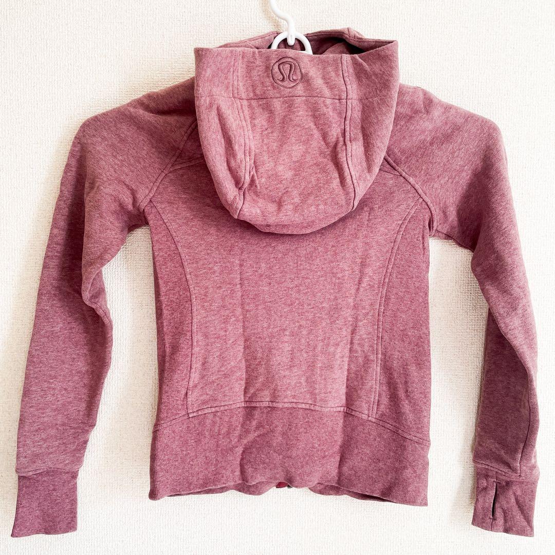 lululemonスクーバフルジップフーディー（フード付きパーカー水色）