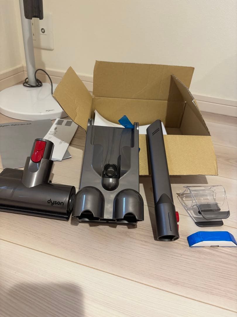 Dyson スティッククリーナー　掃除機 本体