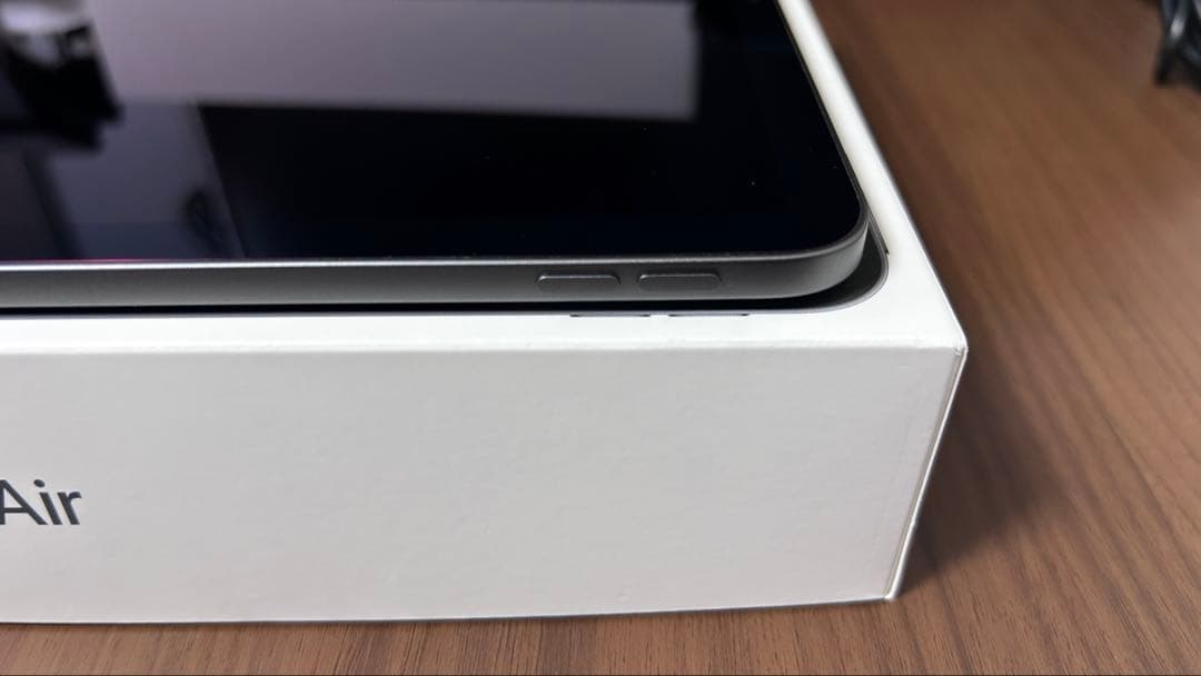 Apple iPad Air(第5世代)64GB【バッテリー最大容量100%】