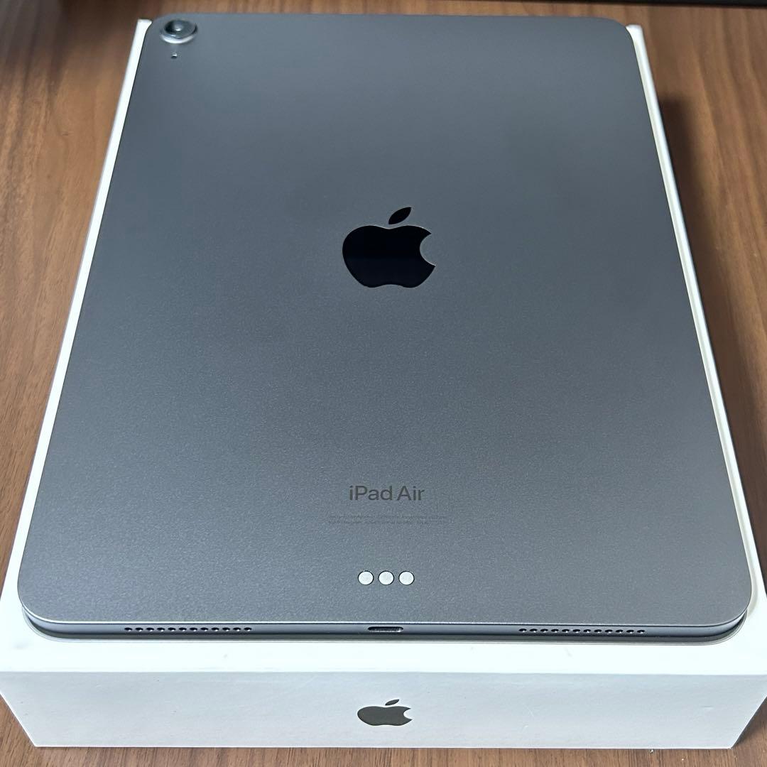 Apple iPad Air(第5世代)64GB【バッテリー最大容量100%】