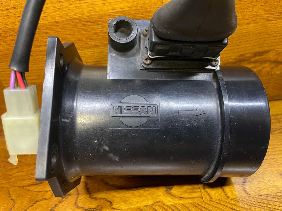 送料無料　日産　純正　Z32 エアフロ