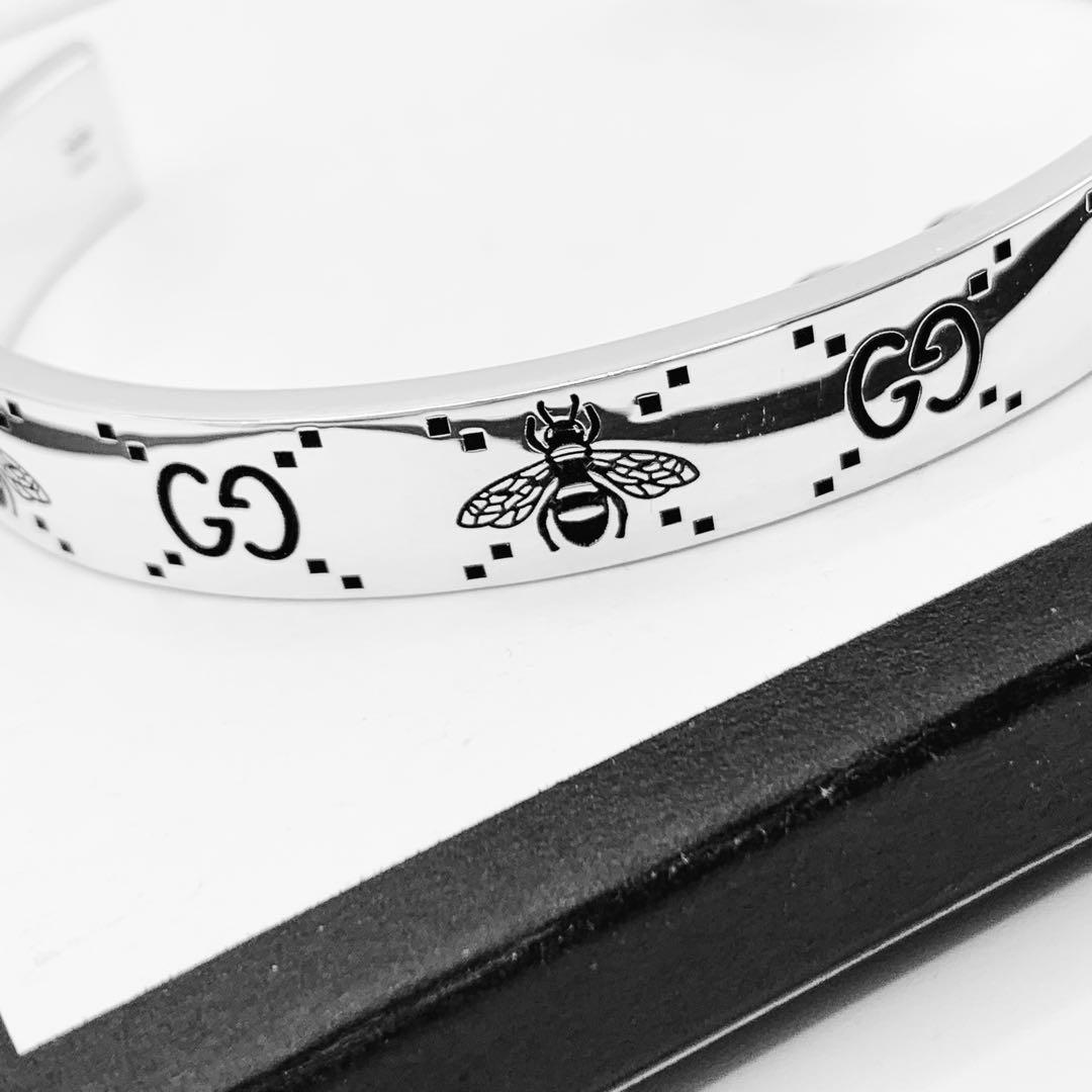 【未使用に近い/レア】GUCCI バングル　ビー　蜂　GG インターロッキング