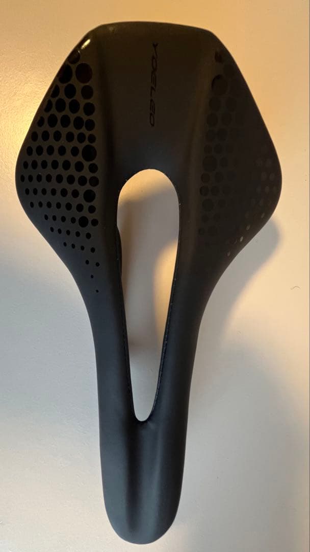 【新品】YOELEO ヨーレオCL MAX 超軽量カーボンサドル