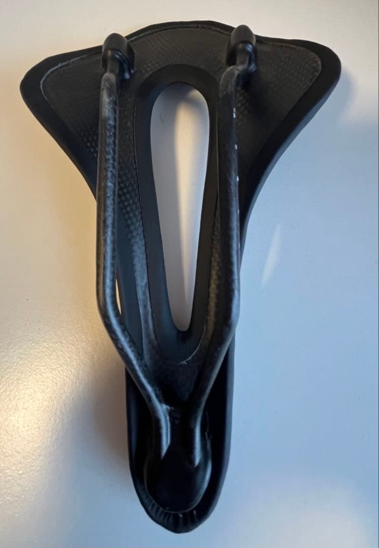 【新品】YOELEO ヨーレオCL MAX 超軽量カーボンサドル